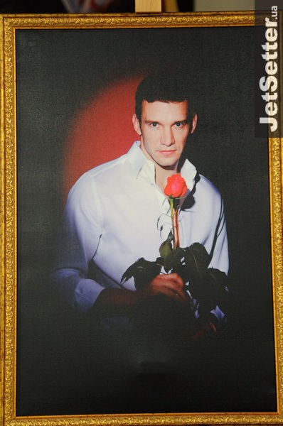 1174_10973_1267862298