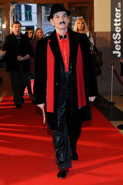 1376_13653_1269935457