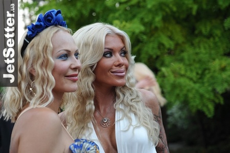 1839_19696_1276500789