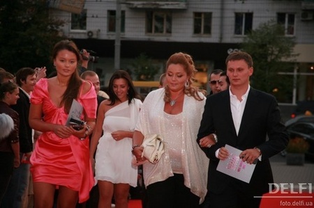 659221_630_420_source