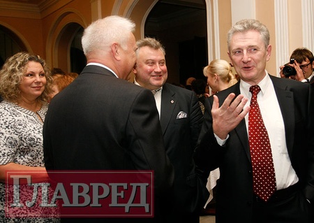 o-00094034-a-00017471